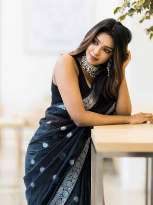 BLUE BEAUTIFUL JACCQUARD SAREE 1