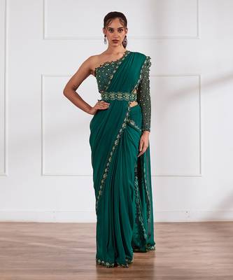 Bottle green pre draped saree and belt 1