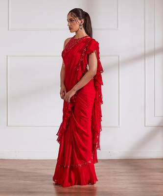 Red predraped frill saree set 2