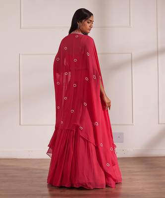 Fuscia Lehanga Set With Cape 4