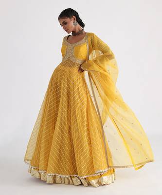 Yellow Zubha Lehenga Set 2
