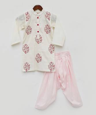 white Kurta and Pink Salwar 3