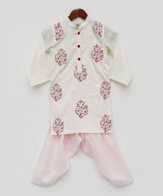 white Kurta and Pink Salwar 4