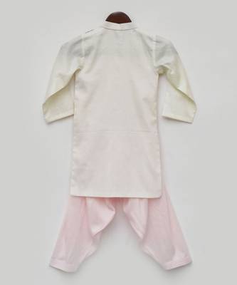 white Kurta and Pink Salwar 5