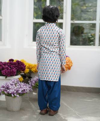 Printed Flower Boti Kurta Set For Boys 2