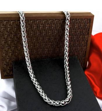 V Fashio Jewellery -Stylish High Quality Pendant Necklace Chain For Women & Girls 3