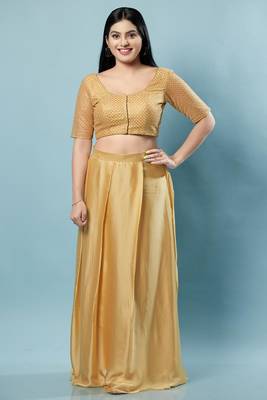 Padded Net Round Neck Blouse 5