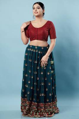 Padded Net Round Neck Blouse 5