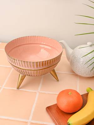 Rose Quartz Footed Bowl 1