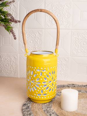 Golden Illuminator Lantern 1