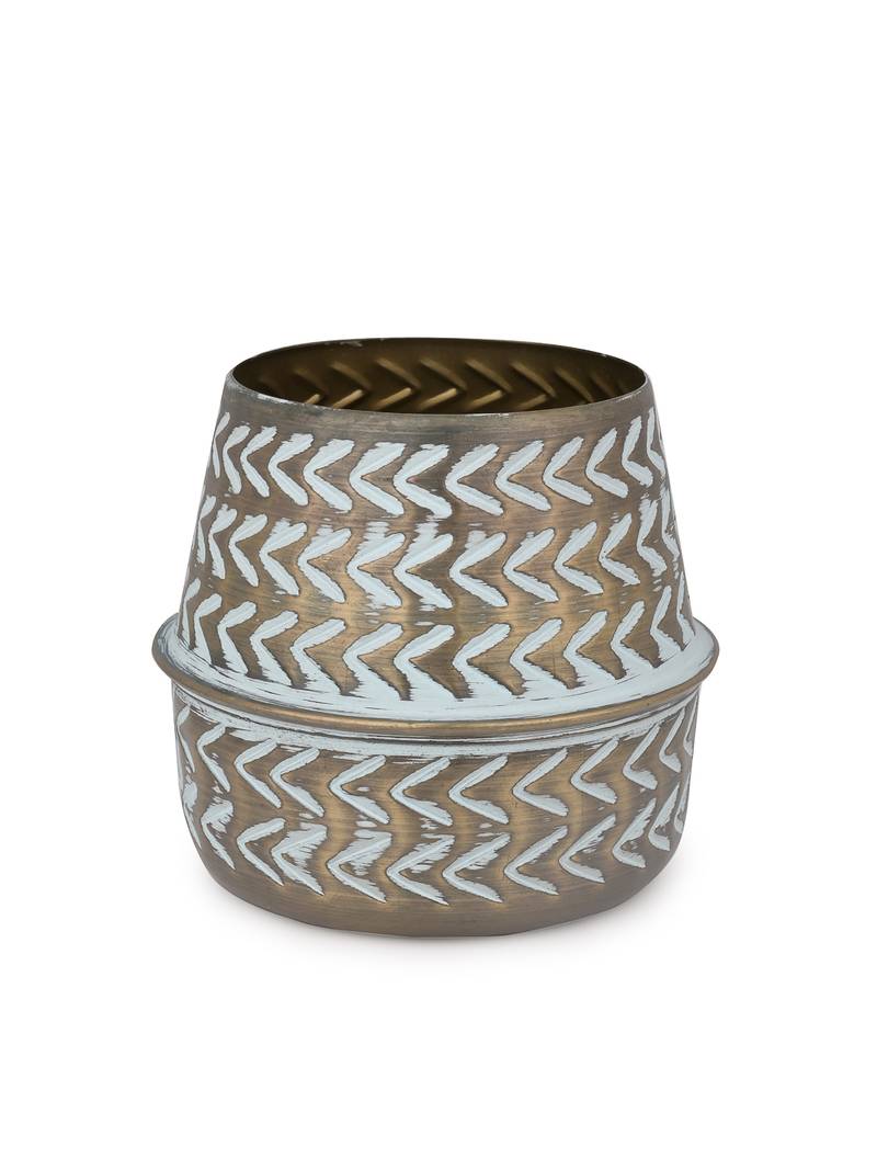 Artisanal Touch Planter