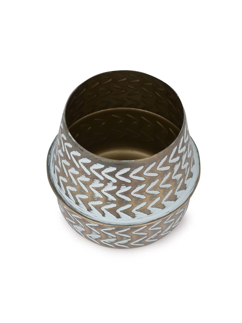 Artisanal Touch Planter