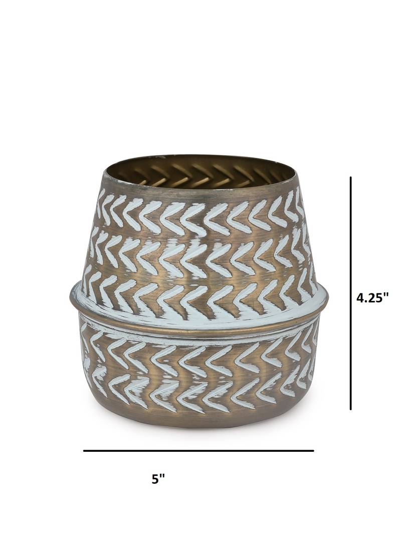 Artisanal Touch Planter