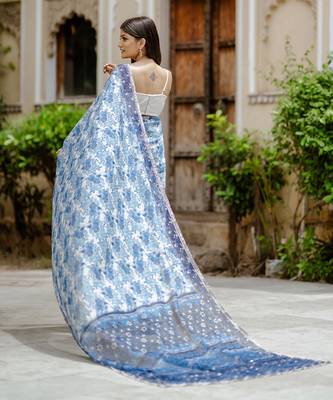 Noori blue ready saree with blouse 5