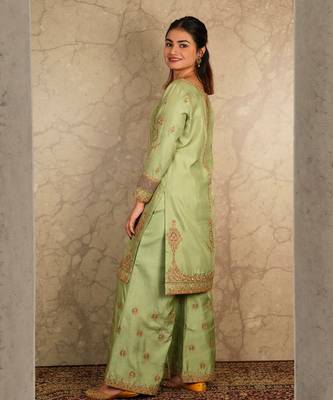 Green Kurta Sets 4