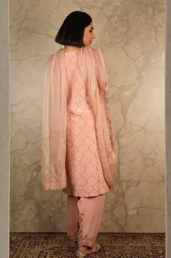 Pink Kurta Sets