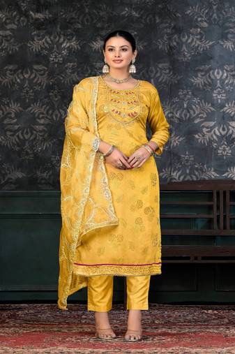 YellowGeorgette Salwar Kameez