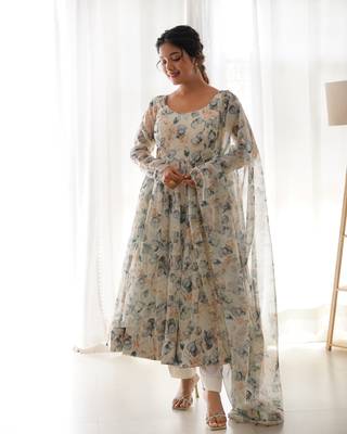 Pure Soft Organza Silk Fabric Fully Flair Fish Cut Pattern And Canvas Patta With Dupatta And Pent 1