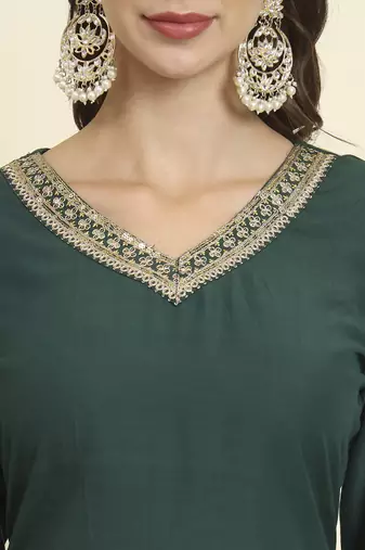  women silk blend kurta pant dupatta set