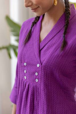 Purple cotton kurta with hand block printed pants set 4