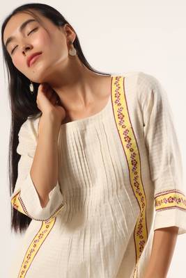 White cotton kurta pant set 4