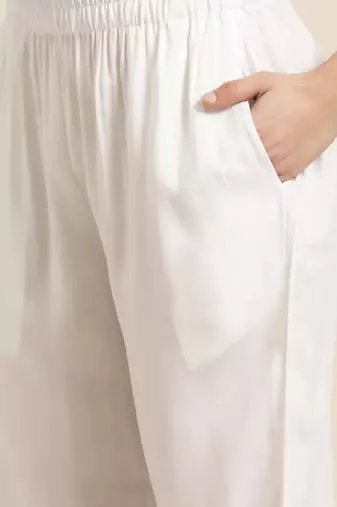 Off-White Yoke Design Viscose rayon Women Kurta set