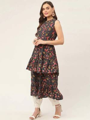 Grey Printed Poly-viscose Women Kurta & Kurtis 3