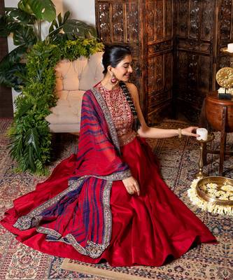 Red Embroidered Lehenga Set 3
