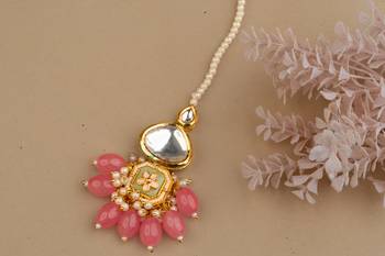 Gold Plated Kundan Mangtikka with Pink Stones 2