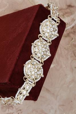 Festive Kundan Gold Matha Patti 3