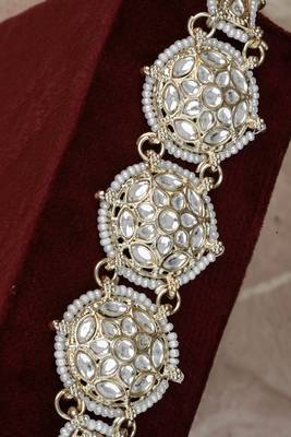 Festive Kundan Gold Matha Patti 4