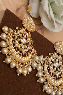 Embellished Gold Chandbalis with Off White Kundan Drops 3
