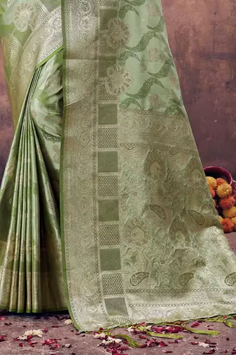 Sangam Prints Green South Silk Rich Pallu Silk Traditional Tassels Saree