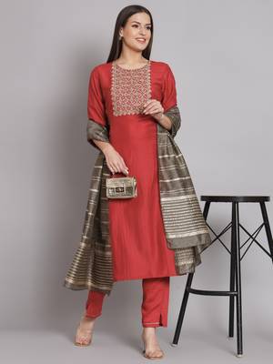   women kurta and trousers pant set silk blend 1