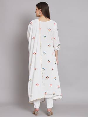  embroiderd flared anarkali kurta with trouser and dupatta 2