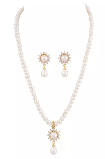 Natural fresh water pearls necklace set