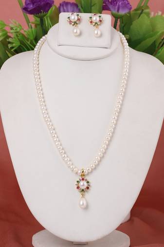 Natural fresh water pearls necklace set