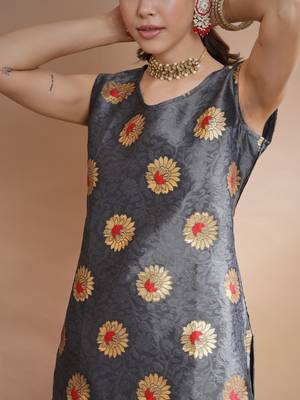   women kurta and trousers pant set silk blend 3
