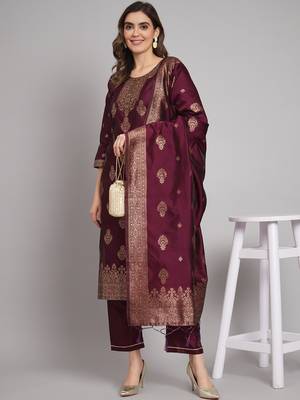   women kurta and trousers pant set heavy zari wok silk blend 1