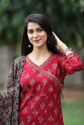 Womens Rayon Printed Ethnic Marron Flared Anarkali Kurti With Floral Botanical Printed Dupatta Set 2