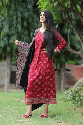 Womens Rayon Printed Ethnic Marron Flared Anarkali Kurti With Floral Botanical Printed Dupatta Set 3