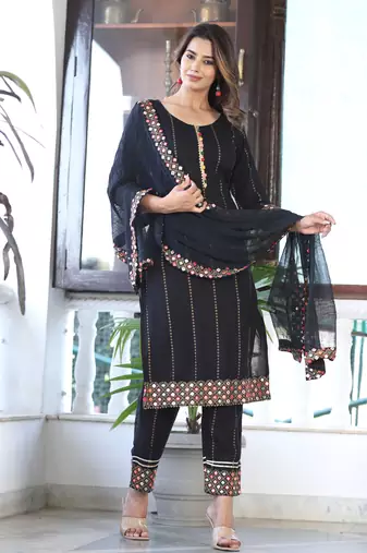 Women's Rayon Printed Black Ethnic Wear A-Line Embroidered Kurti With Embroidered Pant & Embroidered Lace Dupatta Set