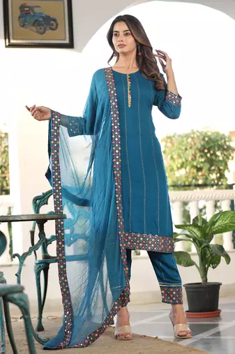 Women Rayon Printed Maroon Ethnic Wear A-Line Embroidered Kurti With Embroidered Pant & Embroidered Lace Dupatta Set