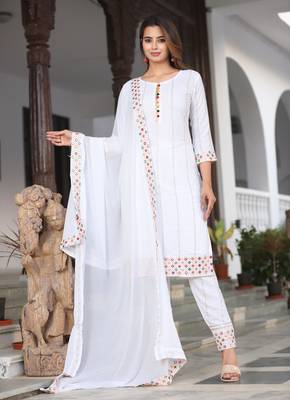 Women Rayon Printed Moon White Ethnic Wear A-Line Embroidered Kurti With Embroidered Pant & Embroidered Lace Dupatta Set 1
