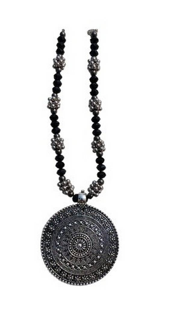 Round Pendant Oxidised Nacklace