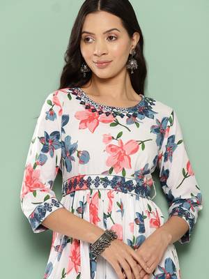 women white comes with a belt fit and flare dress 4