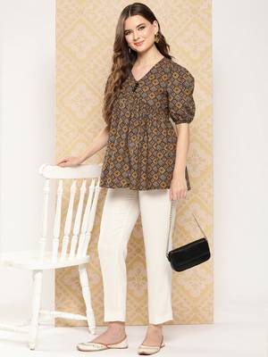 Yufta women brown geometric a-line alia-cut top 5