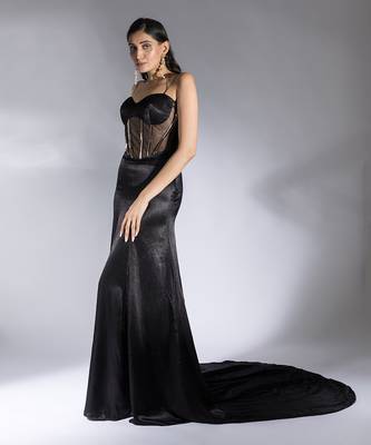 black gown 1