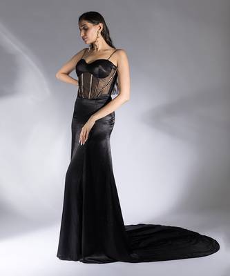 black gown 2