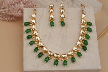 Ethnic Kundan Green Jewellery Set 1
